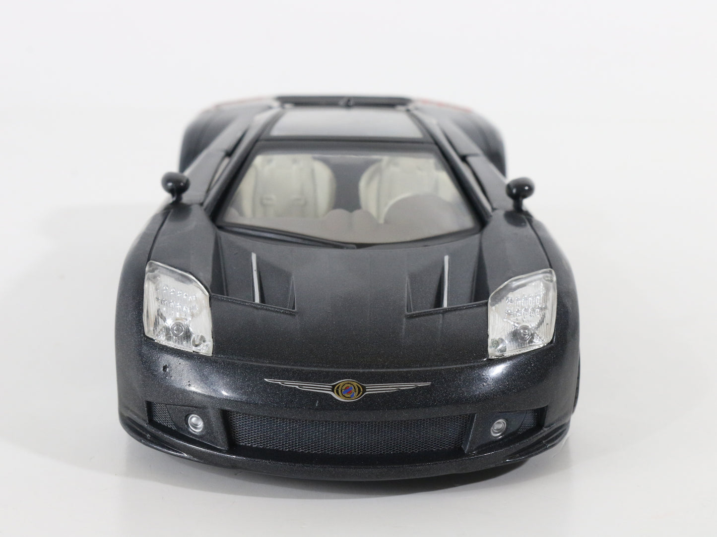 Chrysler ME Four Twelve Dark Gray Maisto 1:24 Model Car