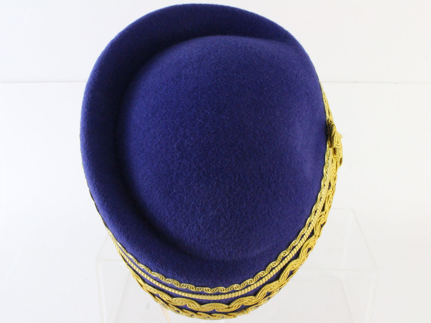 Sonni of California Ladies Boutique Royal Blue Felt Hat W/ Gold Cord 6 7/8 55cm