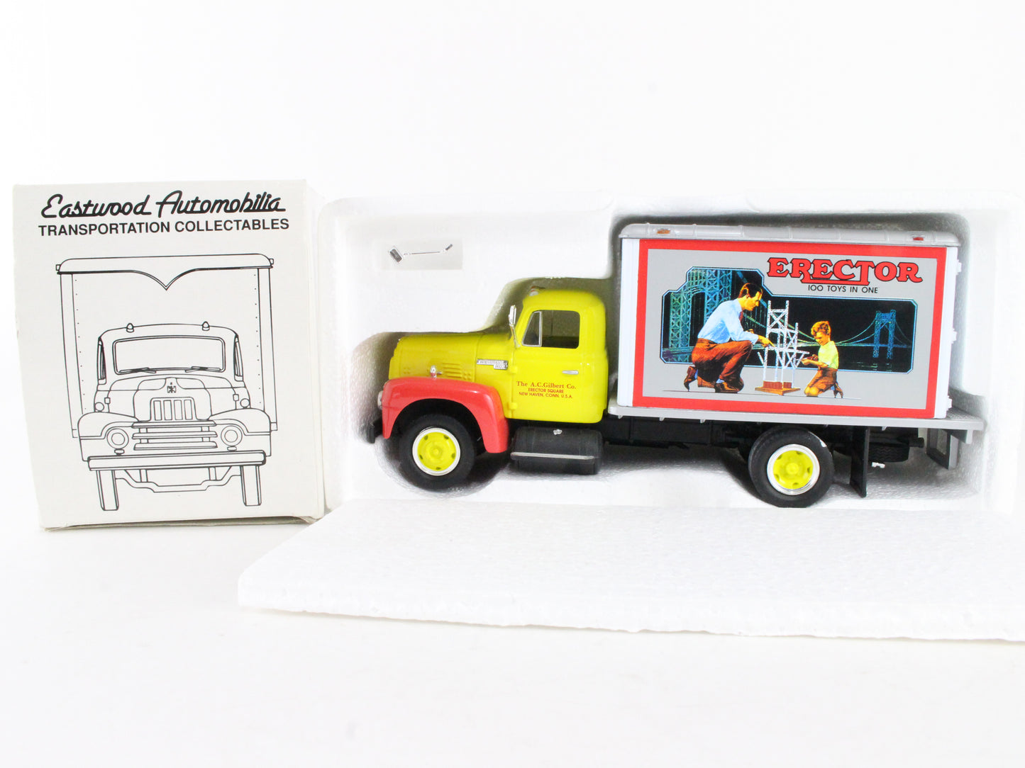 1957 International R-190 W/ Dry Goods Van Erector First Gear 1:34 Scale 19-0111