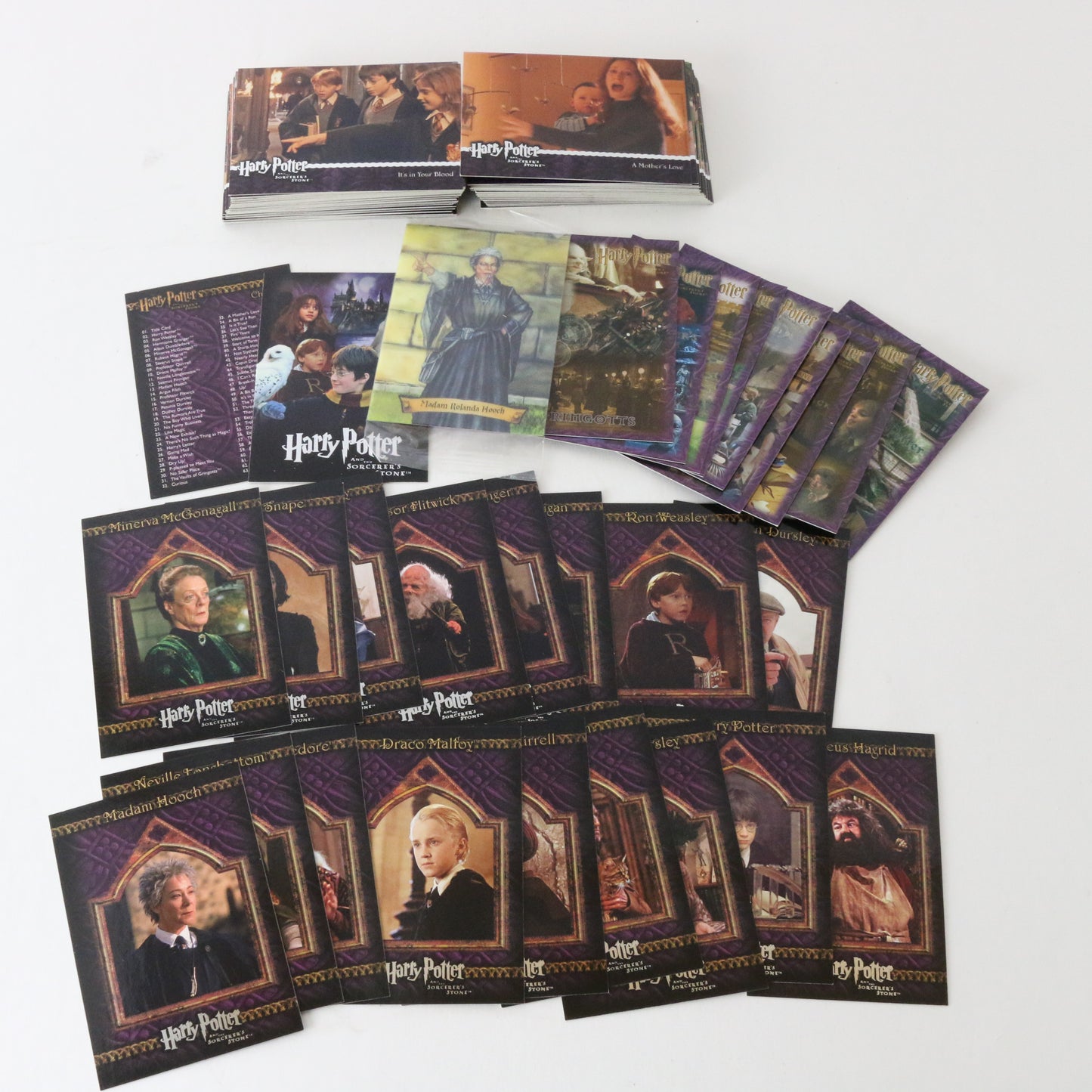 Lot Of 99 Trading Cards Harry Potter Sorcerers Stone W/ Original Binder Artbox