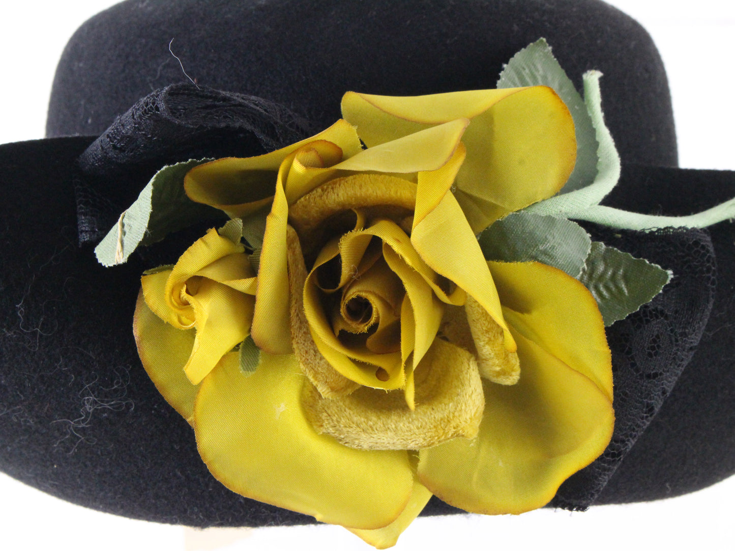 Miss Bierner Ladies Elegant Black Wool Felt Hat W/ Yellow Flower 7 1/4 58cm