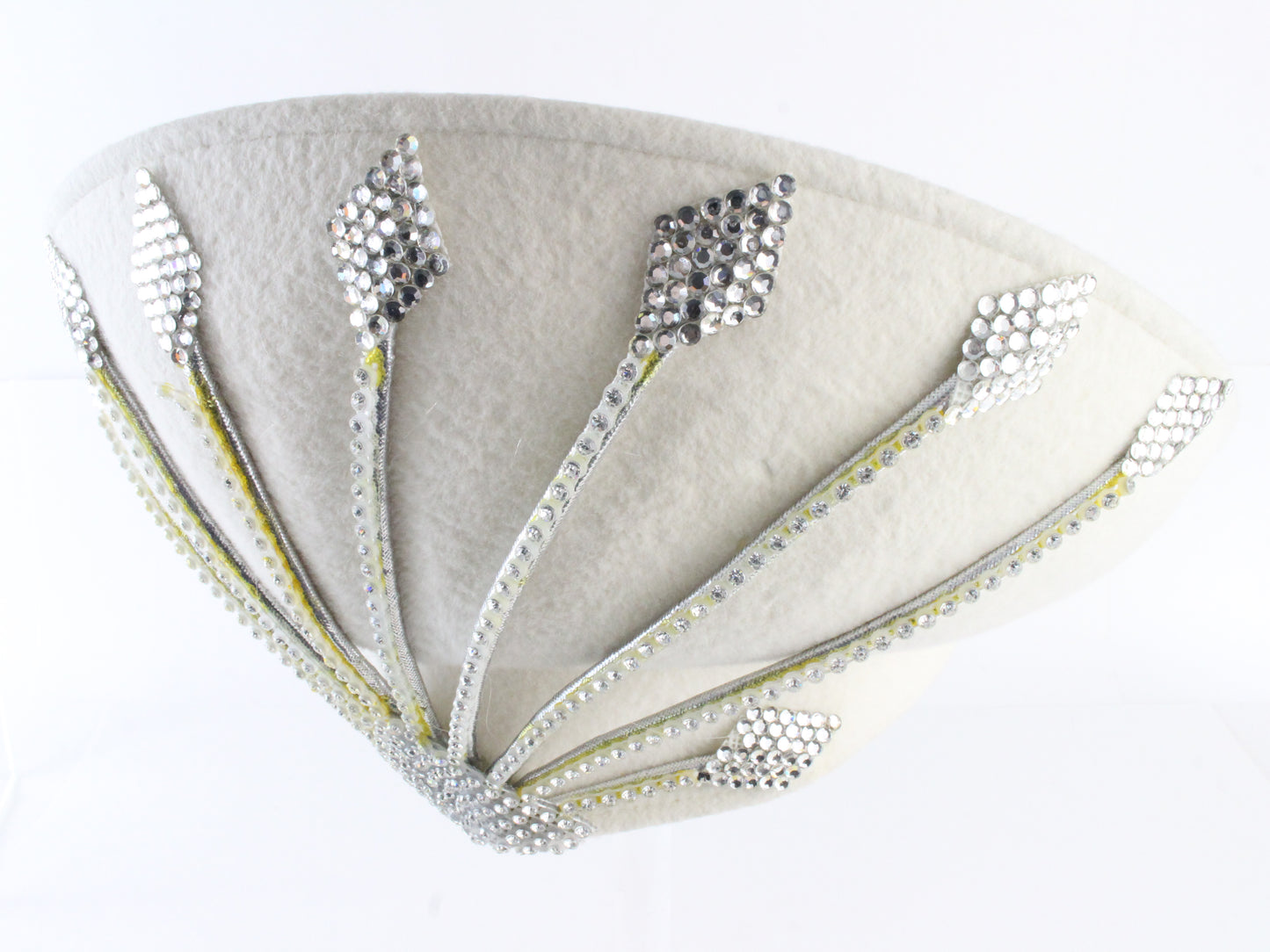 George Zamaul Coture Ladies White Felt Hat W/ Rhinestones 7 1/4 58cm