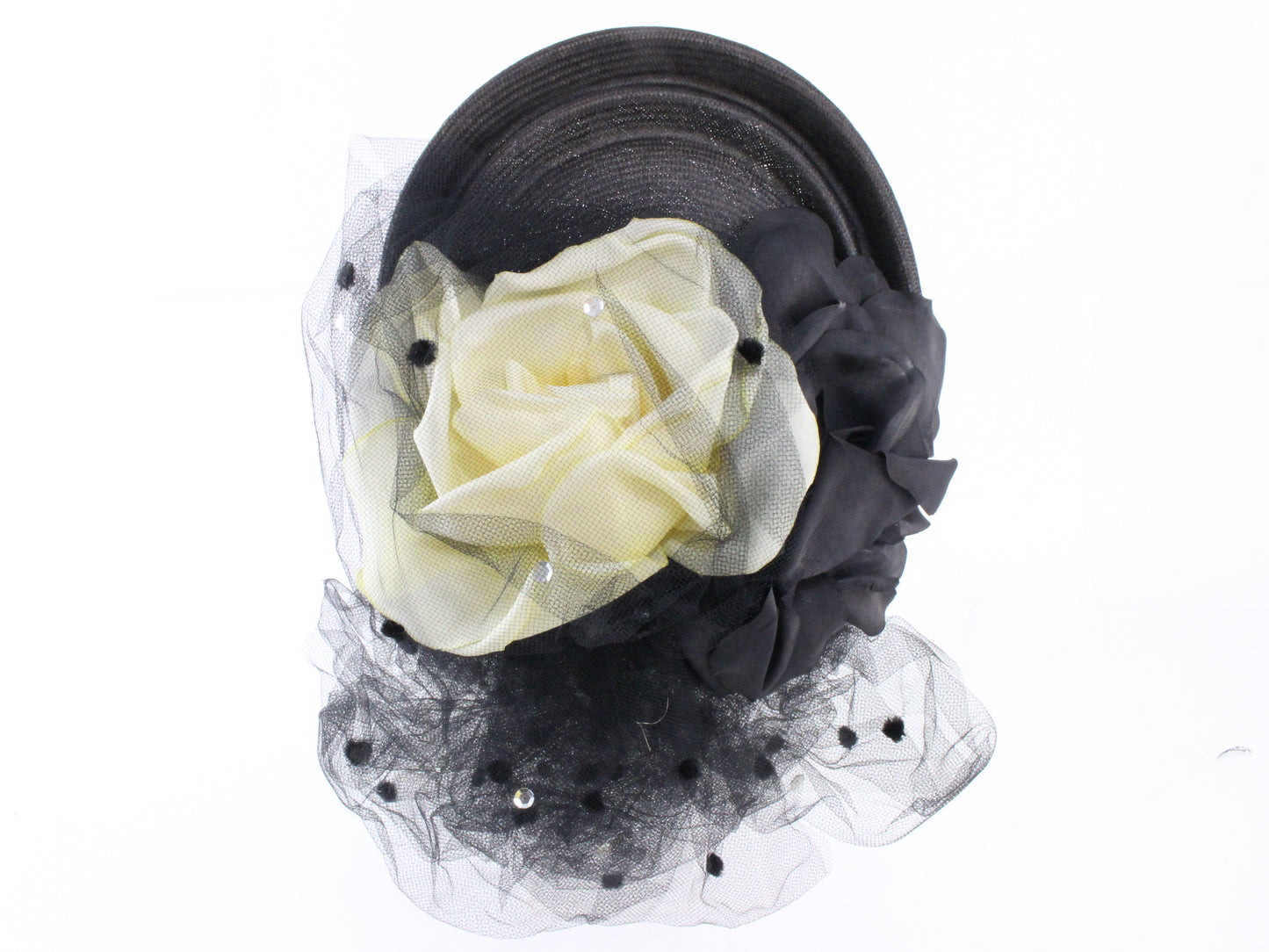 Chapeau Creations Ladies Boutique Black Straw Like Hat W/ Flowers 6 3/4 54cm