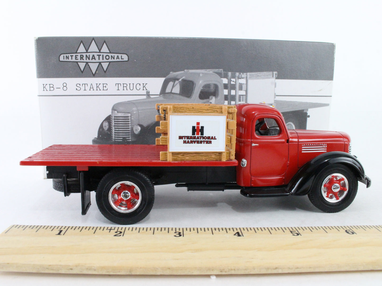 International K-8 Stake Truck First Gear 1:34 Scale Model 19-2539