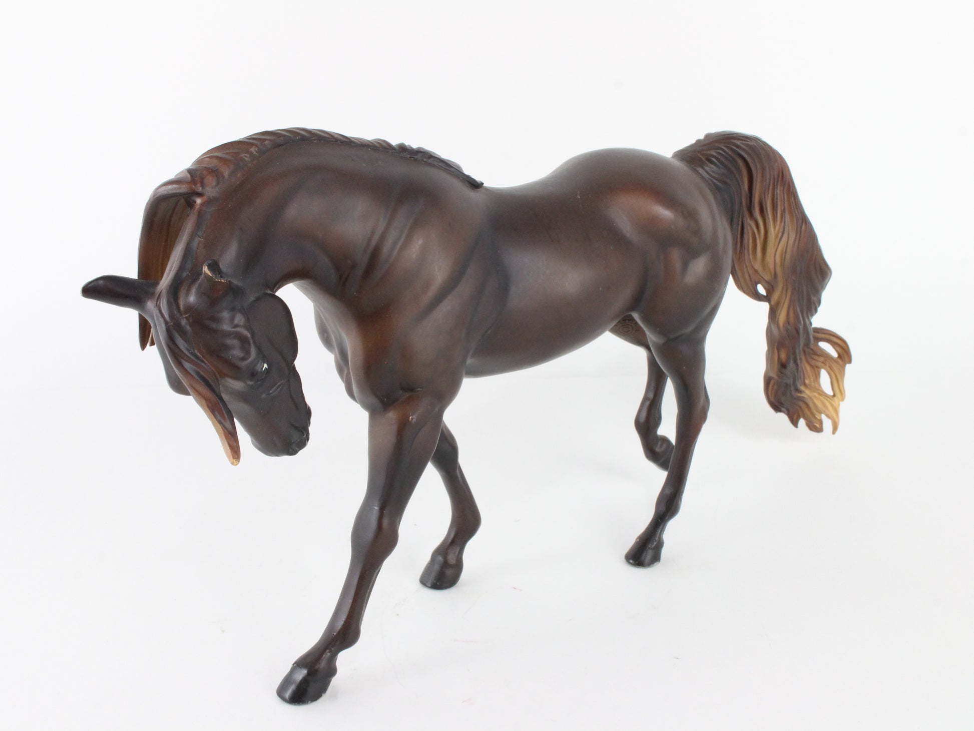 Sara Moniet Liver Chestnut Arabian Mare Breyer #1720 2014 Traditional Size