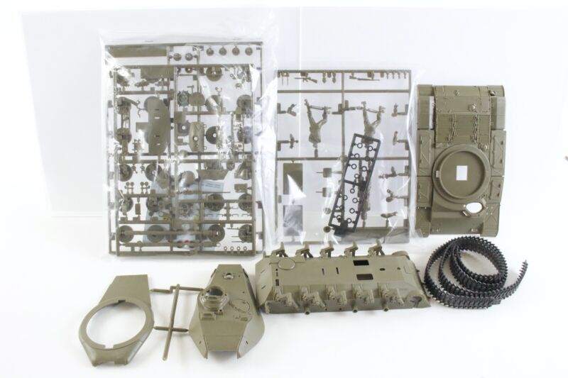 M41 Walker Bulldog US Military Tank Kit OPENED Tamiya 1:35 35055 1900