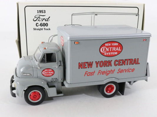 1953 Ford C-600 Straight Truck New York Central First Gear 1:34 Model 19-1436