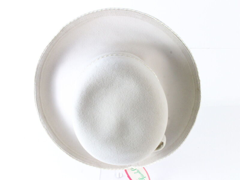 Frank Olive New York Ladies Boutique Off White Felt Hat W/ Band 7 56cm